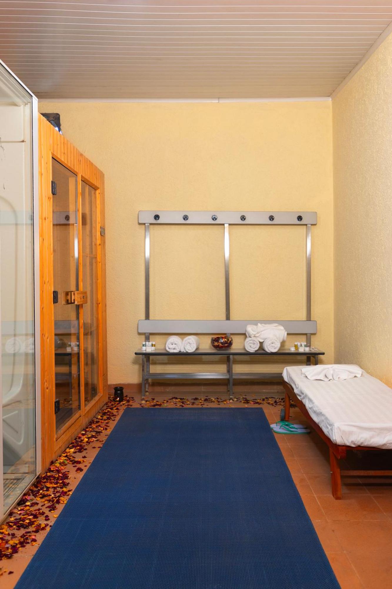 Dreamliner Hotel Addis Abeba Buitenkant foto
