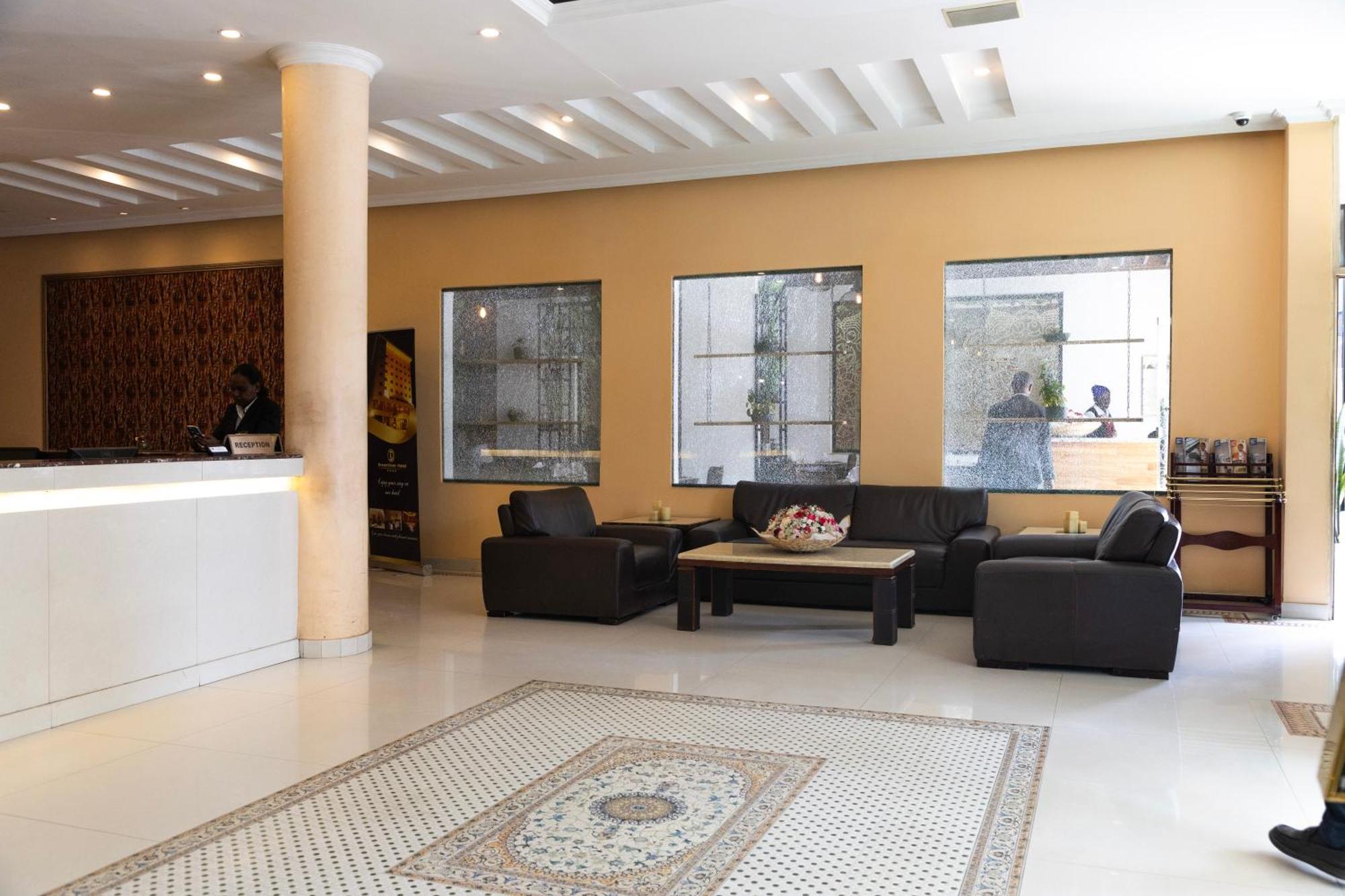 Dreamliner Hotel Addis Abeba Buitenkant foto